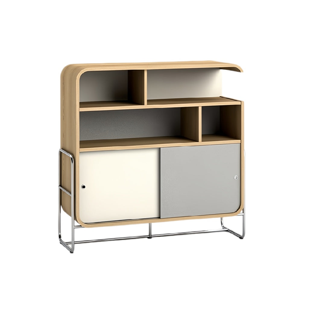 Minimalistisch Houten Opbergmeubel met Gecombineerde Deuren